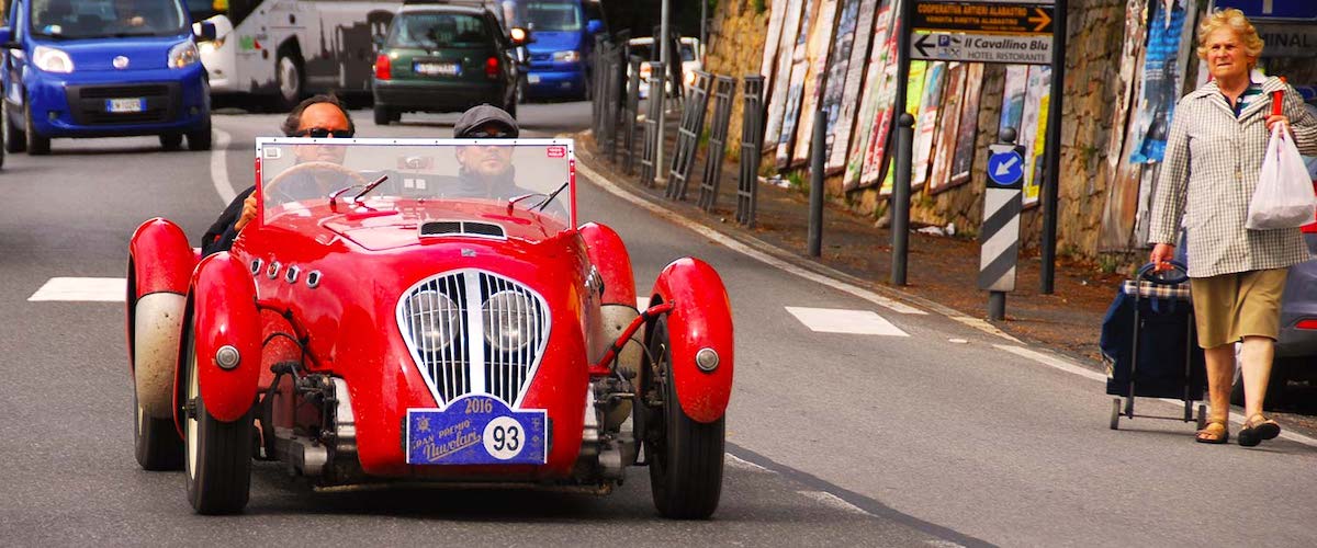Ein Healey Silverstone beim Gran Premio Nuvolari.